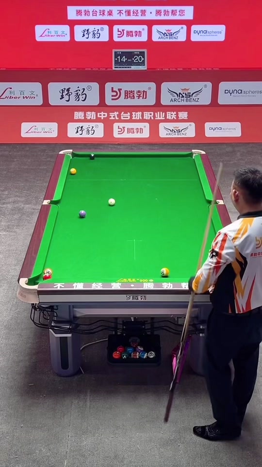 却依然在首 却依然在首